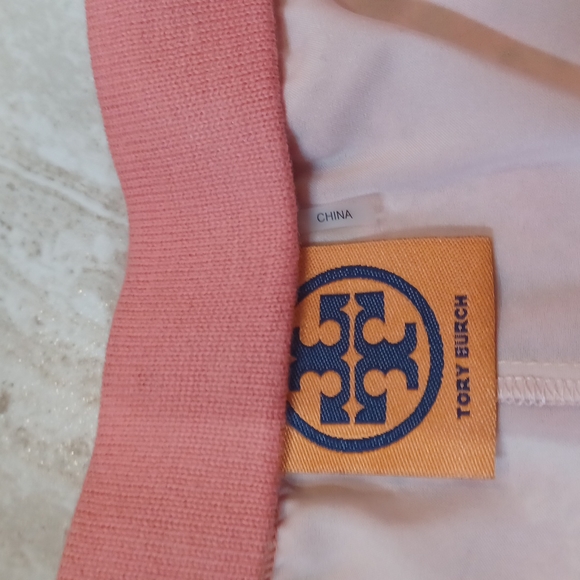 Unique Tory Burch Salmon Colored Crochet Cotton Knit Bermuda Shorts - Picture 4 of 10